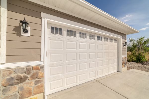 Garage Lifting in Granger
